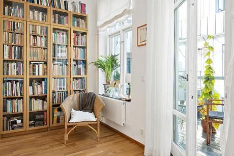 Estilo nórdico más clásico muebles de ikea estilo nórdico clásico diseños más clasicos decoración diseño decoracion interiores decoración salones decoración librerias en casa blog decoración nórdica escandianva