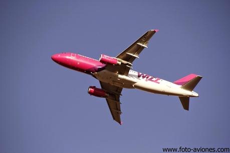 Airbus A320 / HA-LWJ