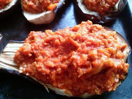 Berenjenas Rellenas de Soja y Verduras