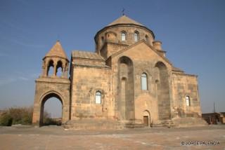 IGLESIA DE SANTA HRIPSIMÉ, ECHMIADZIN