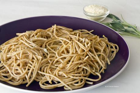 Espaguetis a la salvia