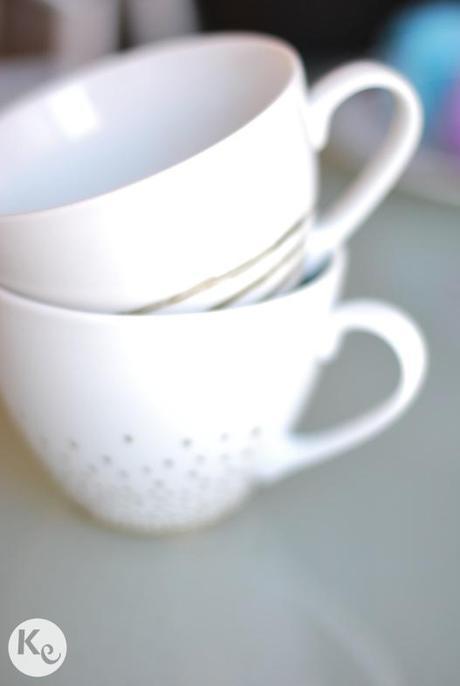 DIY #168. Decorando tazas con rotulador/ Decorate cups with a marker DIY. Decorate cups with golden marker