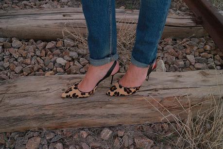 Abrigo blanco + Boyfriend jeans