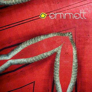 EMMETT - DEBUT