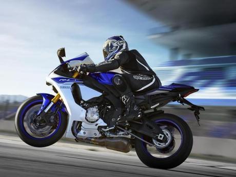 yamaha_yzf-r1_2015