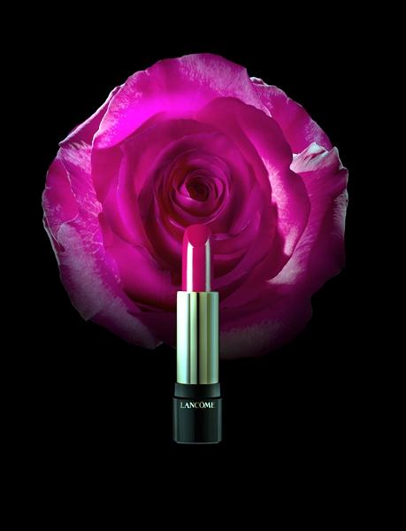 Nace del Corazón de las Rosas El Legendario Rojo de Labios de Lancôme