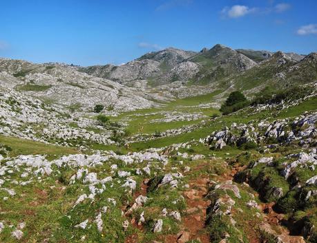PICO LA SIELLA POR LA CANAL DEL BOTORRU O LA FAYA
