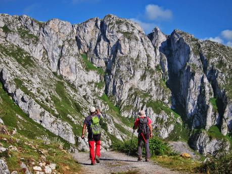 PICO LA SIELLA POR LA CANAL DEL BOTORRU O LA FAYA