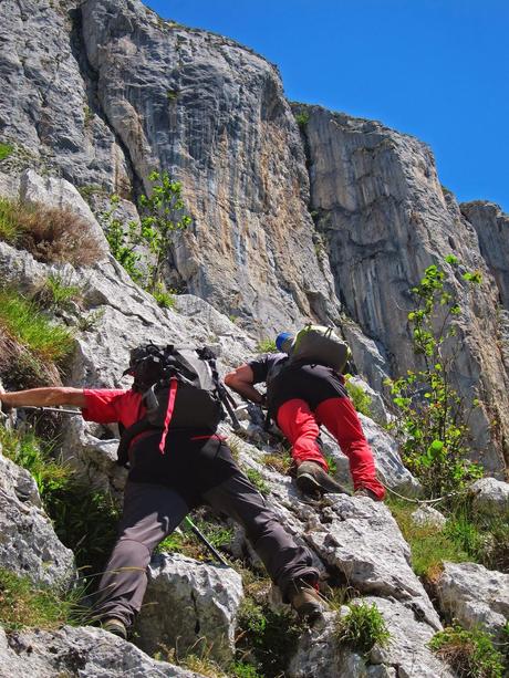 PICO LA SIELLA POR LA CANAL DEL BOTORRU O LA FAYA