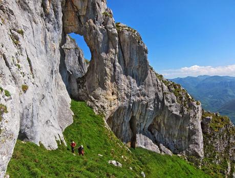 PICO LA SIELLA POR LA CANAL DEL BOTORRU O LA FAYA