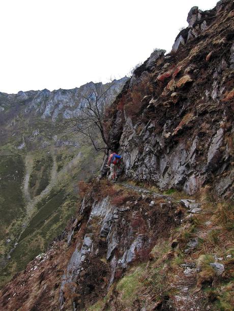 PUENTE LA VIDRE - CUETO LAS VACAS - CUETO CARRASPION Y FOZ DEL RUBÓ  (PARTE 2)