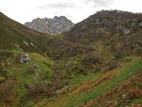 PUENTE LA VIDRE - CUETO LAS VACAS - CUETO CARRASPION Y FOZ DEL RUBÓ  (PARTE 2)