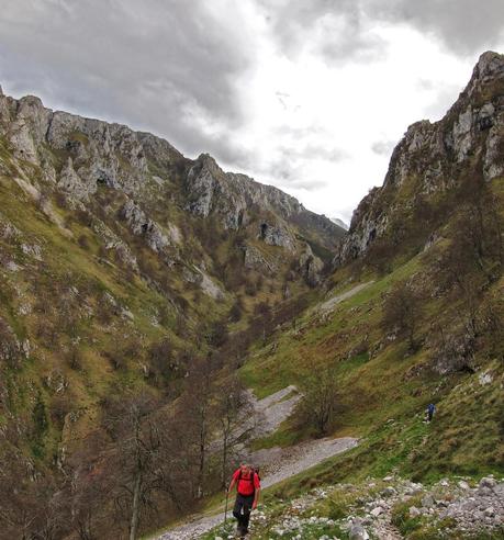 PUENTE LA VIDRE - CUETO LAS VACAS - CUETO CARRASPION Y FOZ DEL RUBÓ  (PARTE 2)