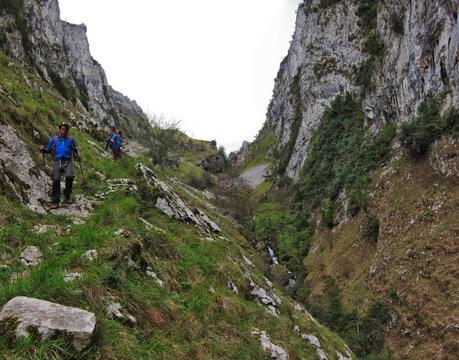 PUENTE LA VIDRE - CUETO LAS VACAS - CUETO CARRASPION Y FOZ DEL RUBÓ  (PARTE 2)