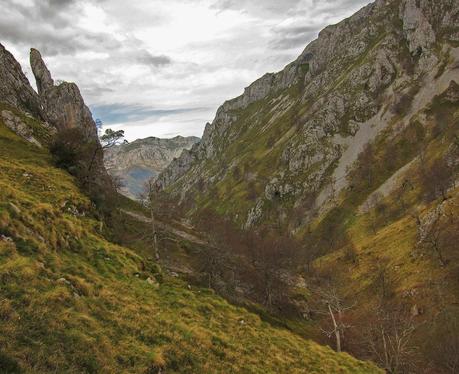 PUENTE LA VIDRE - CUETO LAS VACAS - CUETO CARRASPION Y FOZ DEL RUBÓ  (PARTE 2)