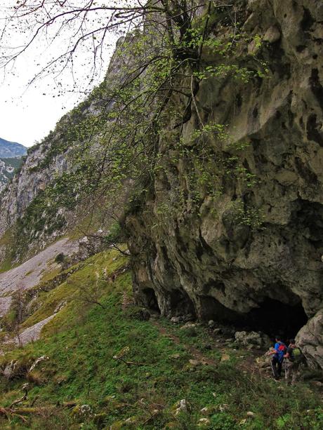 PUENTE LA VIDRE - CUETO LAS VACAS - CUETO CARRASPION Y FOZ DEL RUBÓ  (PARTE 2)