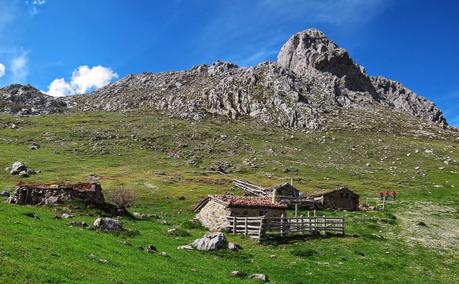 LA MESA Y LA ALMAGRERA DESDE EL PUERTO DE LA CUBILLA