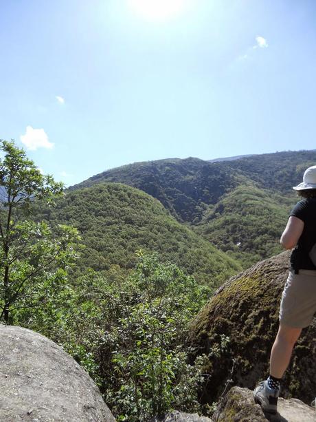 IV CARRERA GARGANTA DE LOS INFIERNOS. JERTE. ABRIL 2014. Crónica de me asomé al Olimpo de los Dioses del Ultrafondo y acabé sintiéndome como Dante en su Divina Comedia.