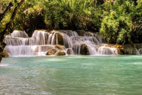 Piscinas y cascadas, Kuang Si