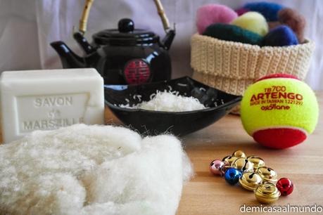 DIY: Pelota sonajero de lana