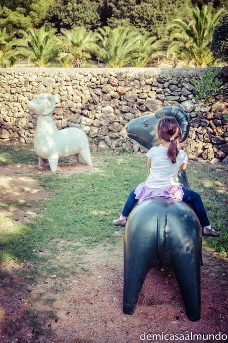 Jugar con esculturas, una experiencia diferente