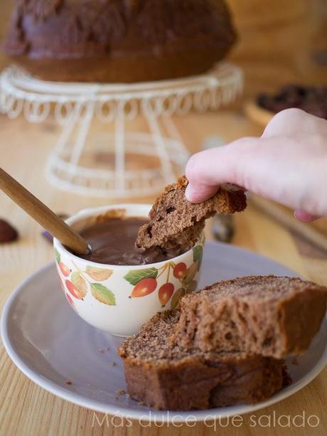 Bundt Cake de chocolate y marrón glacé. {National Bundt Cake Day}