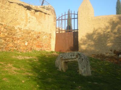 RELATOS E HISTORIAS DE VILLA DE ARCO: LA FUENTE MISTERIOSA