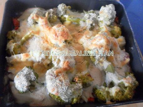 BRÓLOLI AL HORNO CON BECHAMEL Y QUESO