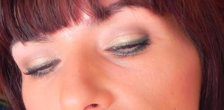 Verde militar y rojo (Look, outfit y manicura)