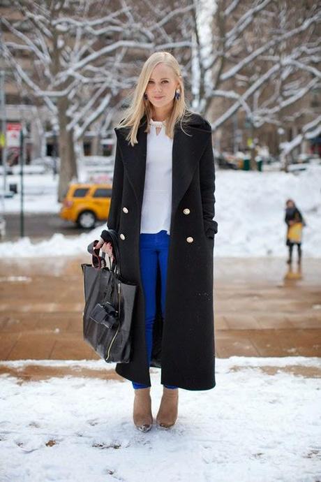 STREET STYLE INSPIRATION; LONG LONG COATS.-