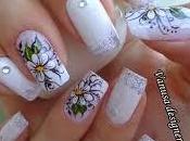 Modelo Uñas Decoradas