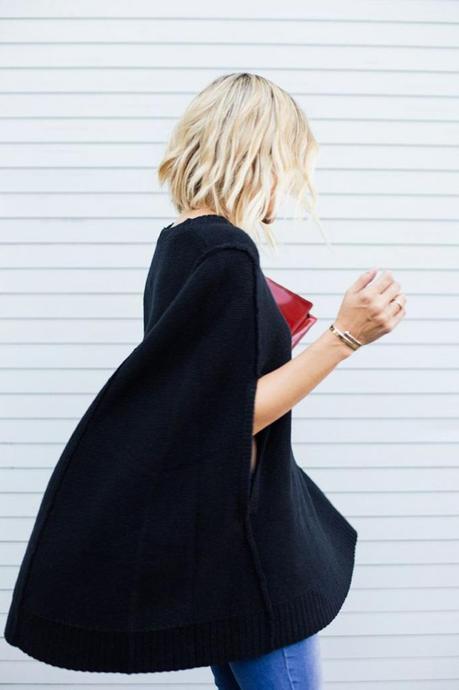 CAPES, THE MUST HAVE OUTWEAR