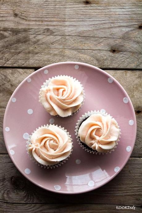 Cupcakes (y tarta) de chocolate y remolacha sin gluten