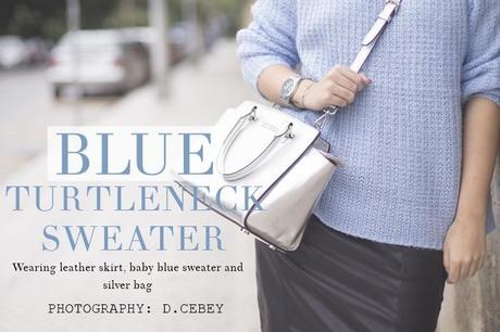 BLUE TURTLENECK SWEATER IMG_1990