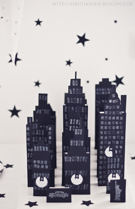 Calendario de adviento DIY hecho con bolsas con forma de skyline de NY