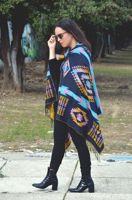 Outfit | Ethnic cape