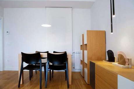 Diseño interior, decoración y equipamiento completo de ilia estudio en vivienda de San Sebastián