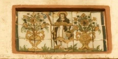 Azulejos en la torre de la Iglesia de Nuestra Señora de la O (5).
