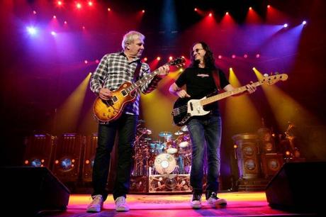 RUSH SE MUESTRAN INDECISOS CON SU GIRA DE 2015
