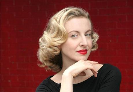 DECÁLOGO PARA UNOS LABIOS ROJOS PERFECTOS DECÁLOGO PARA UNOS LABIOS ROJOS PERFECTOS