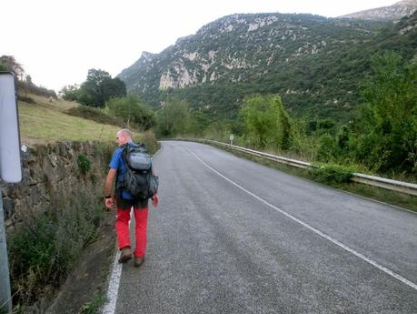 Pico Loral (desde Villanueva de Santo Adriano)