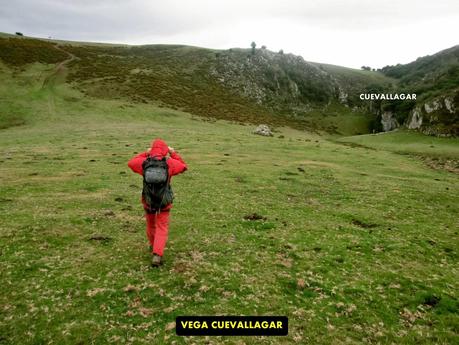 Pico Loral (desde Villanueva de Santo Adriano)
