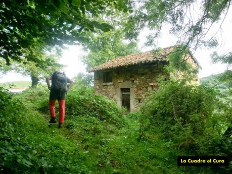 Pico Loral (desde Villanueva de Santo Adriano)