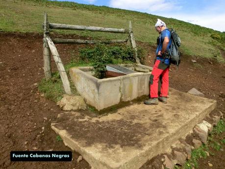 Pico Loral (desde Villanueva de Santo Adriano)
