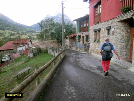 Pico Loral (desde Villanueva de Santo Adriano)