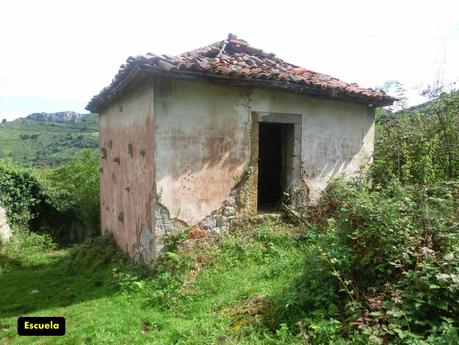 Pico Loral (desde Villanueva de Santo Adriano)