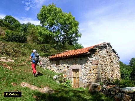Pico Loral (desde Villanueva de Santo Adriano)
