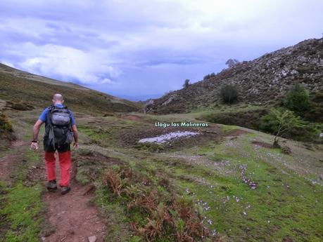 Pico Loral (desde Villanueva de Santo Adriano)
