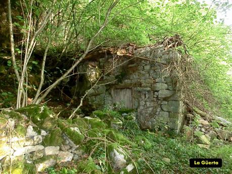 Pico Loral (desde Villanueva de Santo Adriano)