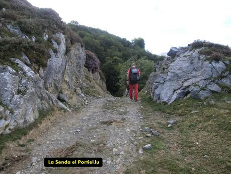 De braña en braña por Villar y Llamas